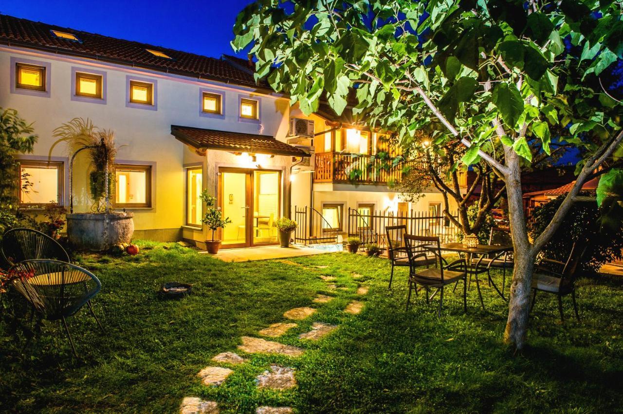 Zenja - Nature Property - Garden - Parking Yard Divaca Exterior photo