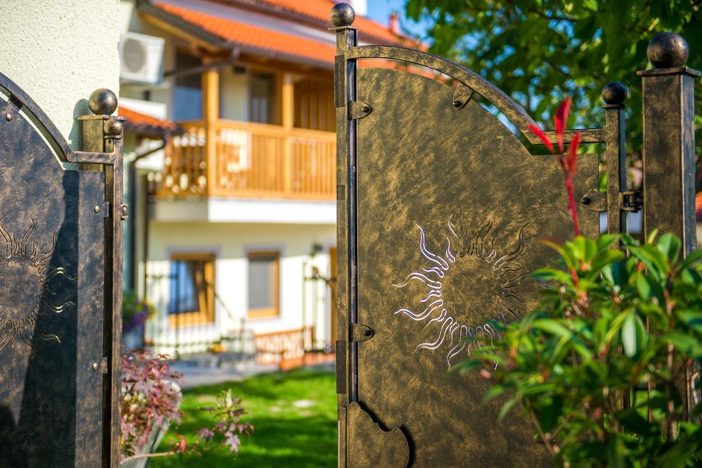 Zenja - Nature Property - Garden - Parking Yard Divaca Exterior photo
